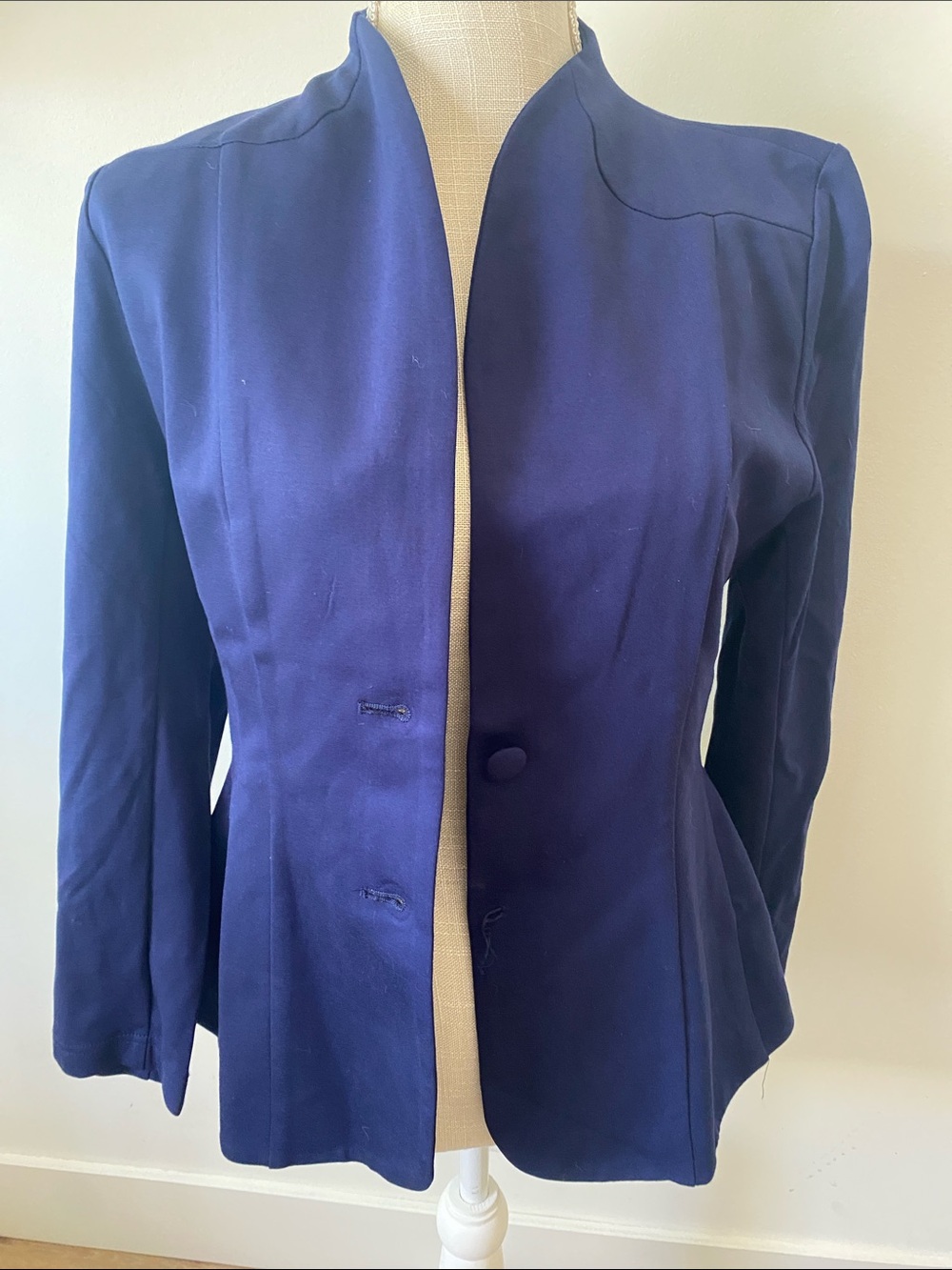 New with tag Mary Crafts Navy Tailored Open-Front Blazer 10